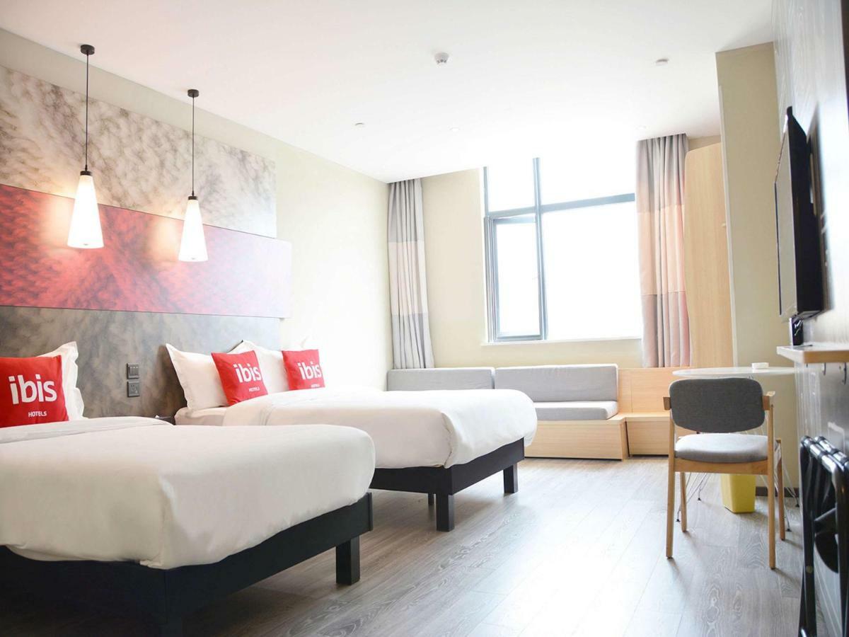 ibis Nanjing Tianyin Avenue Hotel Bagian luar foto