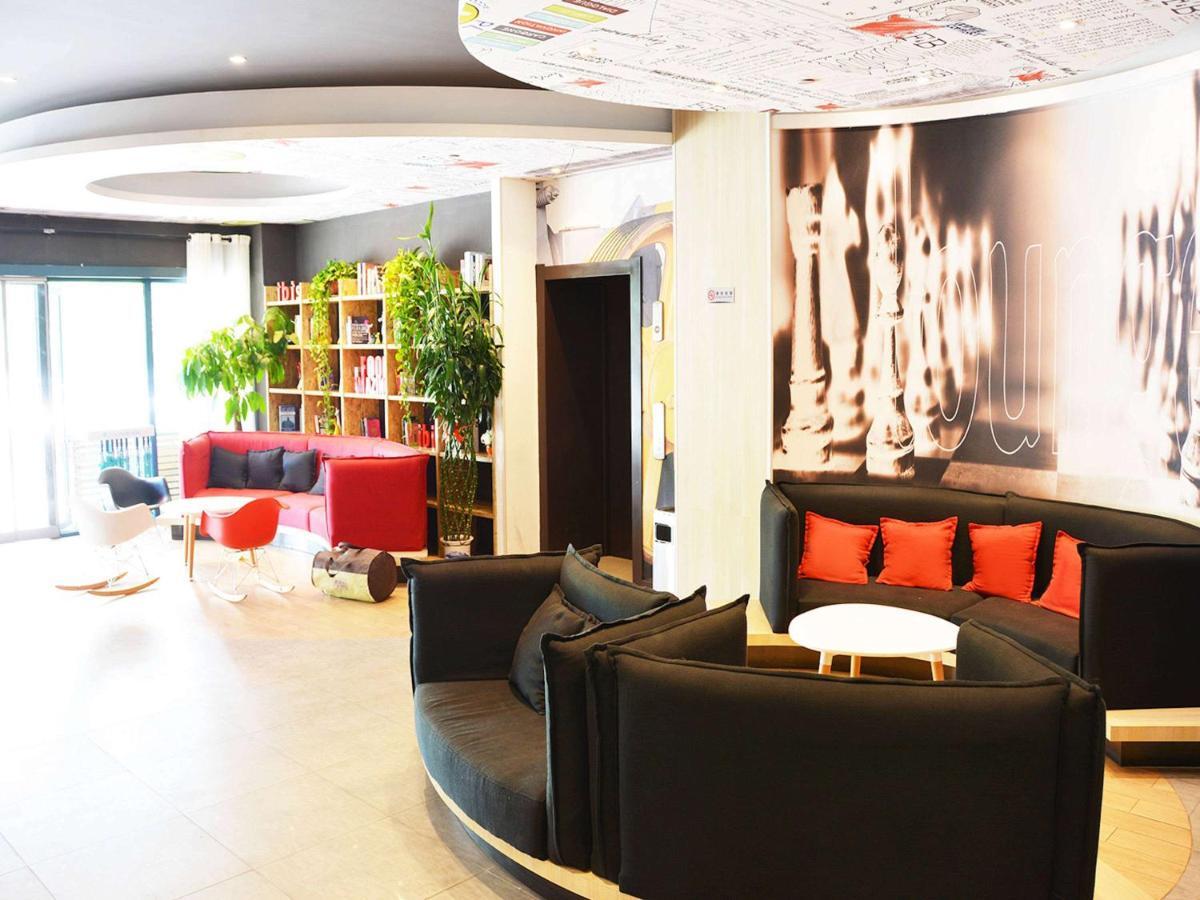 ibis Nanjing Tianyin Avenue Hotel Bagian luar foto